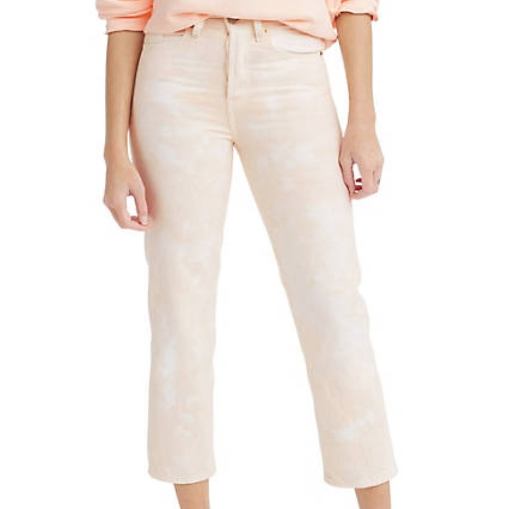 NWT Levi’s Wedgie Straight Leg Peach Women’s Jeans Size 28x26